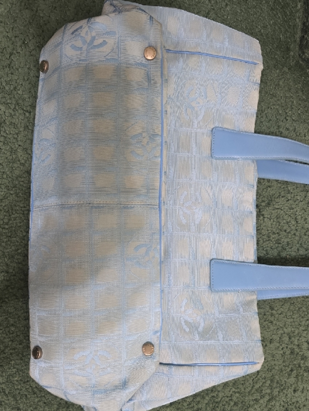 CHANEL Light Blue Jacquard Tote with Red Trim - Picture 2 of 9